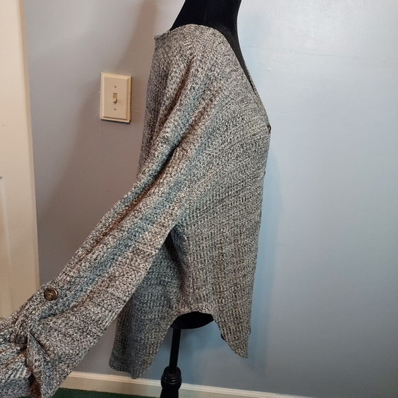 No Boundaries Size XL (15-17) Button Front ShirtTail Top - Picture 5 of 8